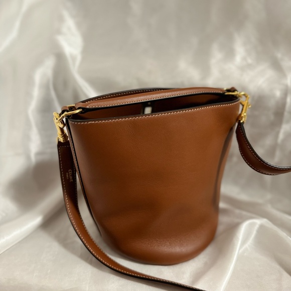 Celine Teen Bucket Bag - Picture 8 of 15